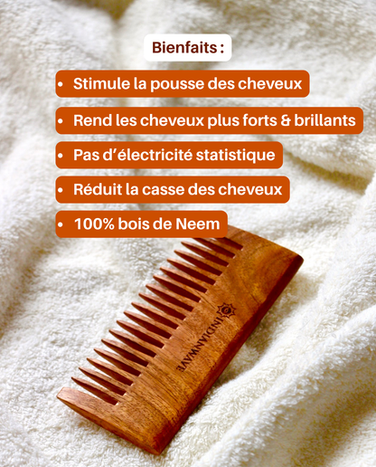 Petit Peigne en Bois de Neem